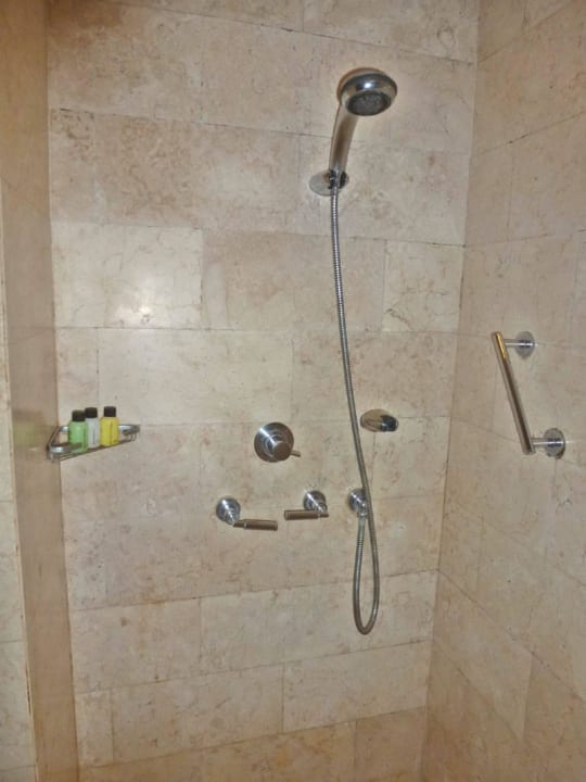 Badezimmer - Dusche Grand Hyatt Bali