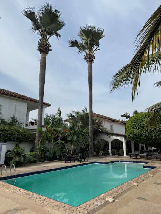 Pool Dulaa Deema Residence Brufut Heights