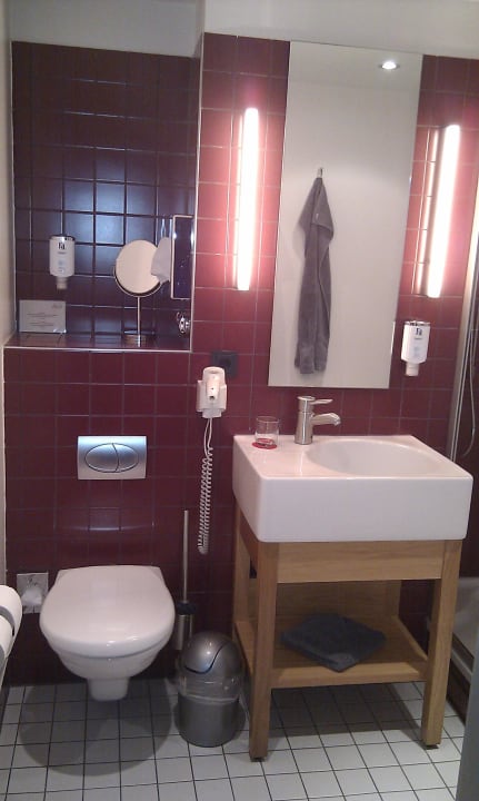 Badezimmer Auszeit Hotel Düsseldorf
