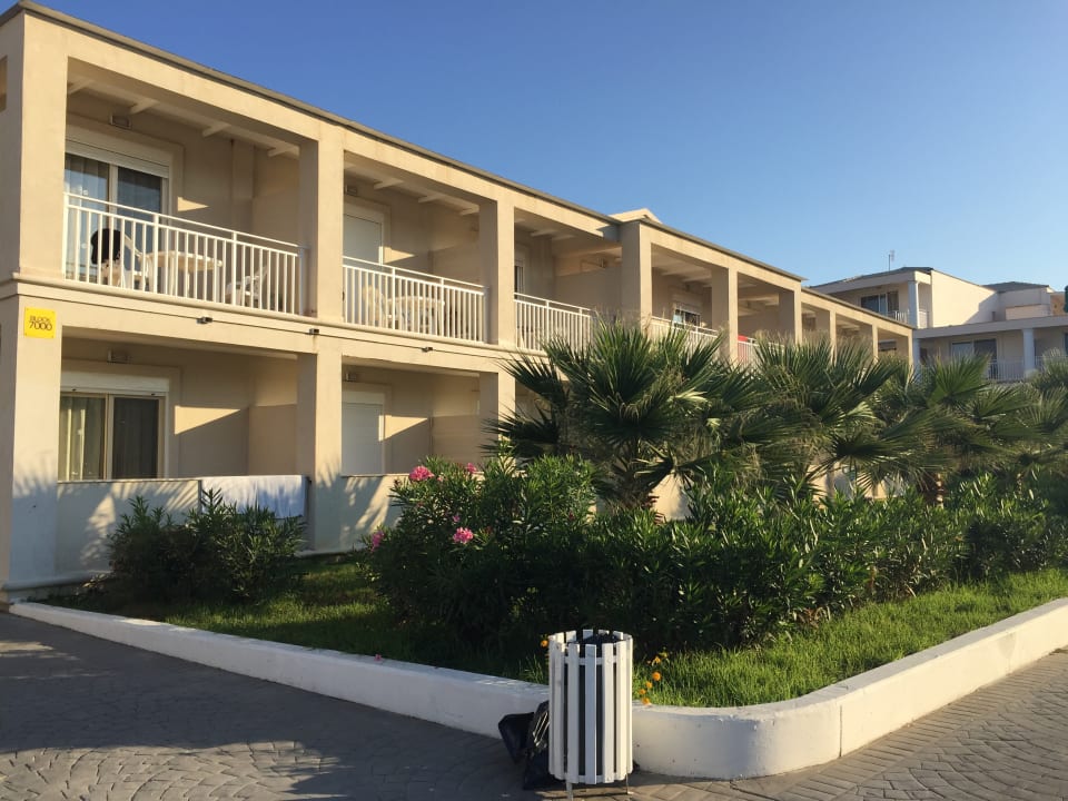 Außenansicht Sandy Beach Resort