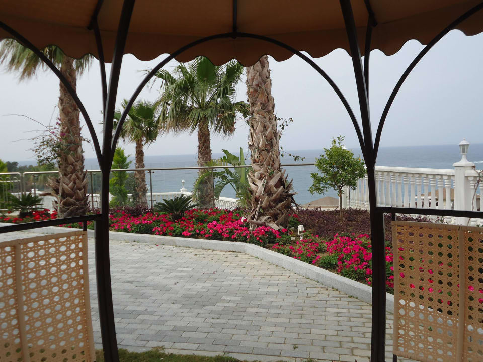 Pavillion Litore Resort & Spa