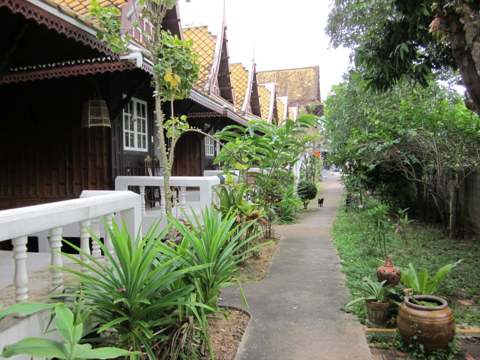 Blick zur Rezeption Bigbell Bungalow