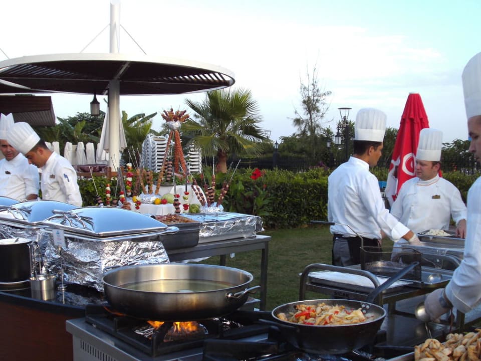 Galaabend Sunis Evren Beach Resort Hotel & Spa