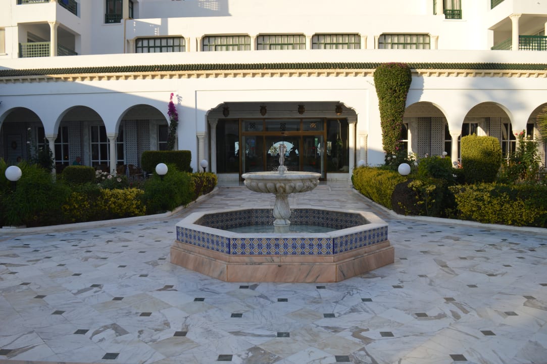 Gartenanlage Hotel El Mouradi Palm Marina