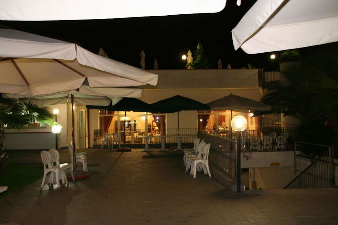 Außenaufnahme Kings House Hotel Resort