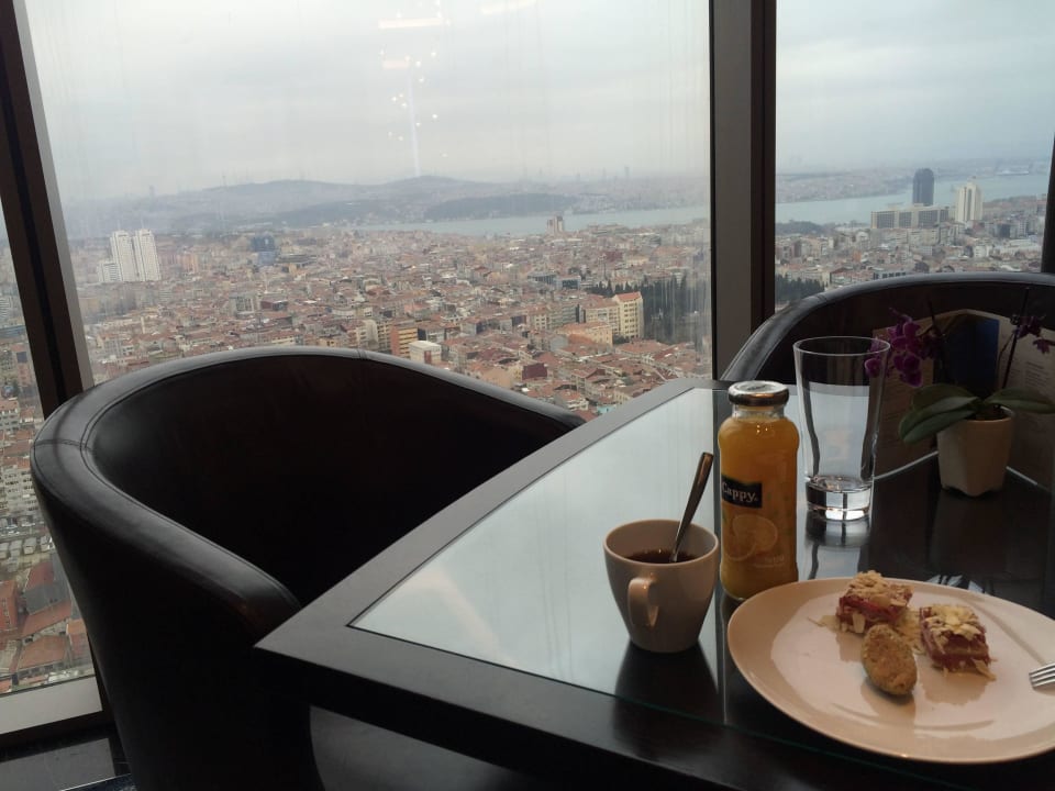 Club Lounge Sicht Hilton Istanbul Bomonti Hotel & Conference Center