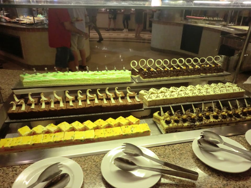Nachspeisenbuffet Serenity Alpha Beach