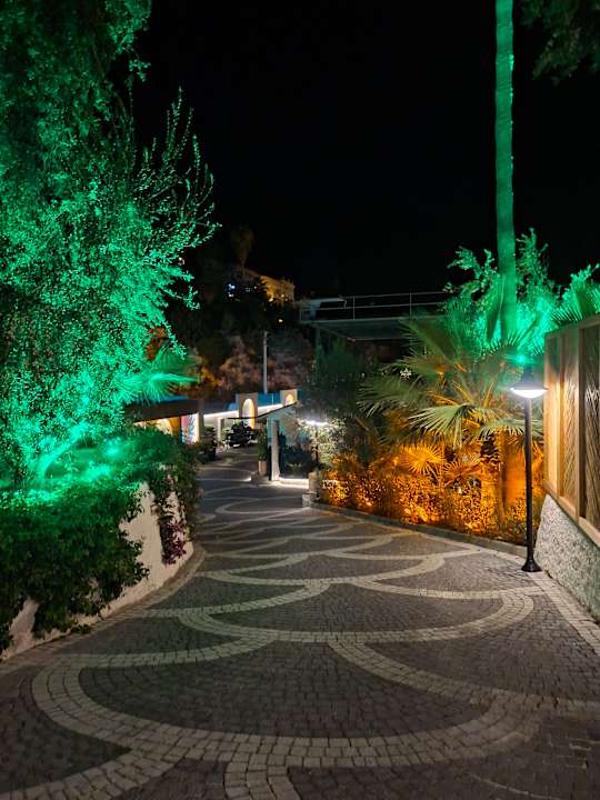 Gartenanlage Ada Port Hotel Adults Only