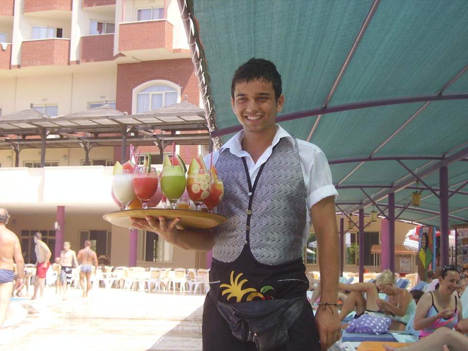 Lecker, lecker Serenis Hotel