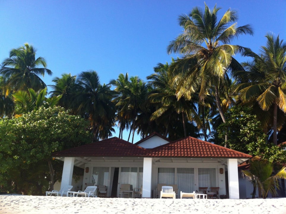 Renoviertes Bungalow von aussen Diamonds Thudufushi