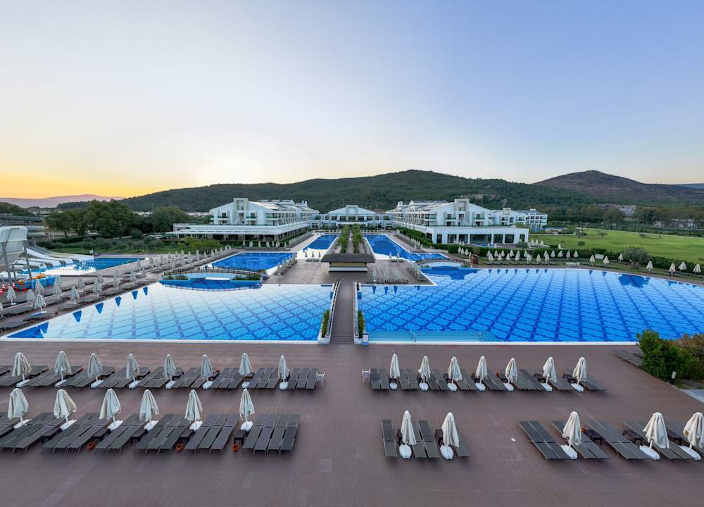 Pool Korumar Ephesus Beach & Spa Resort