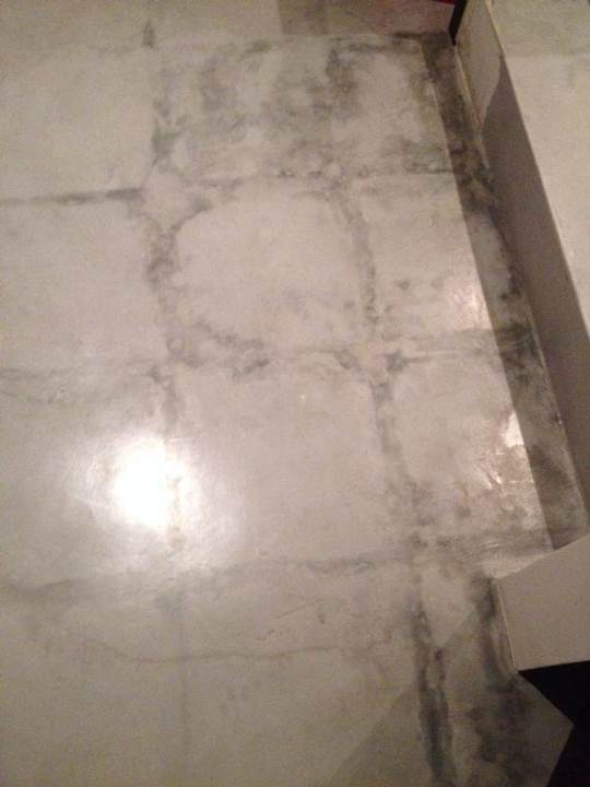 Fleckiger Betonanstrich Fussboden Hotel Casas Brancas