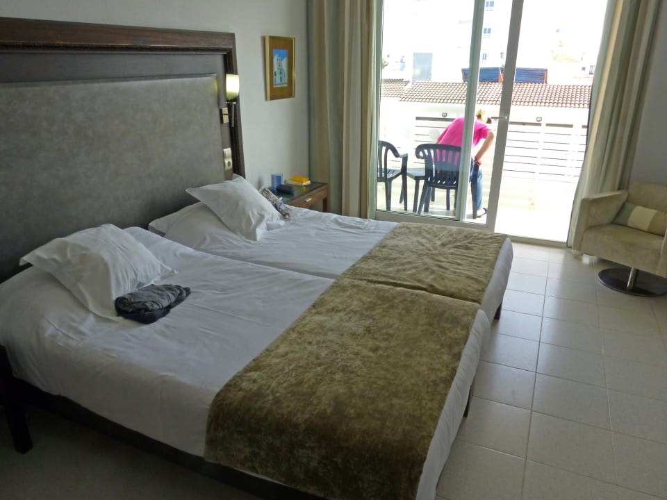 Zimmer Smy Portocolom