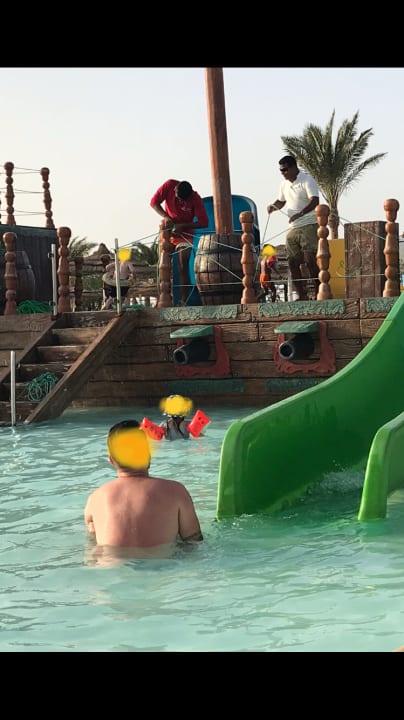 Pool Titanic Beach Spa & Aqua Park