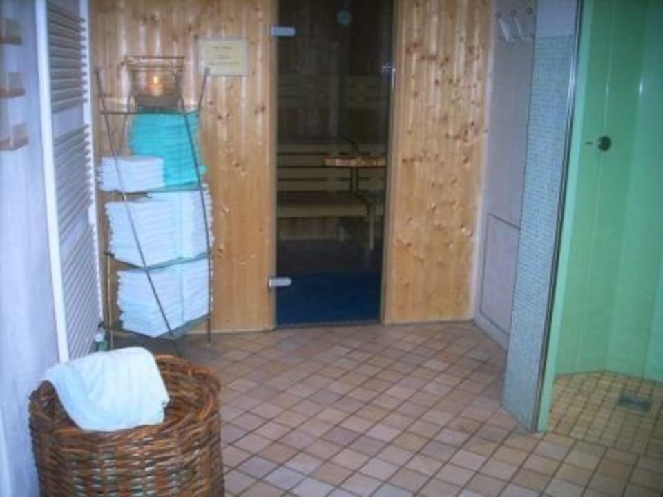 Blick zur Biosauna Berghotel Rehlegg