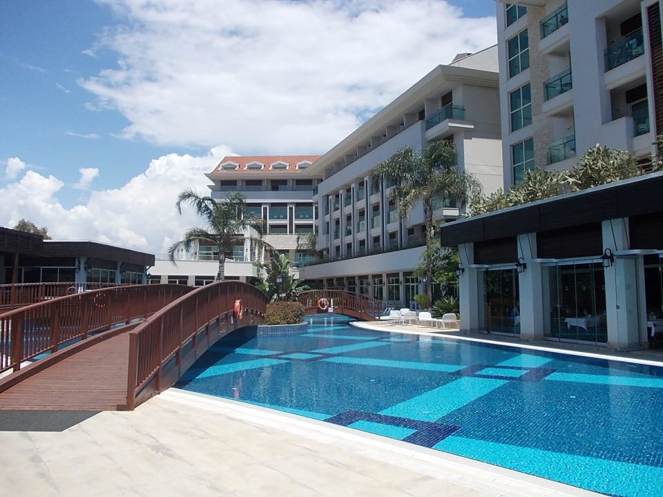 Über 1000 Brücken mußt du gehen Sunis Evren Beach Resort Hotel & Spa