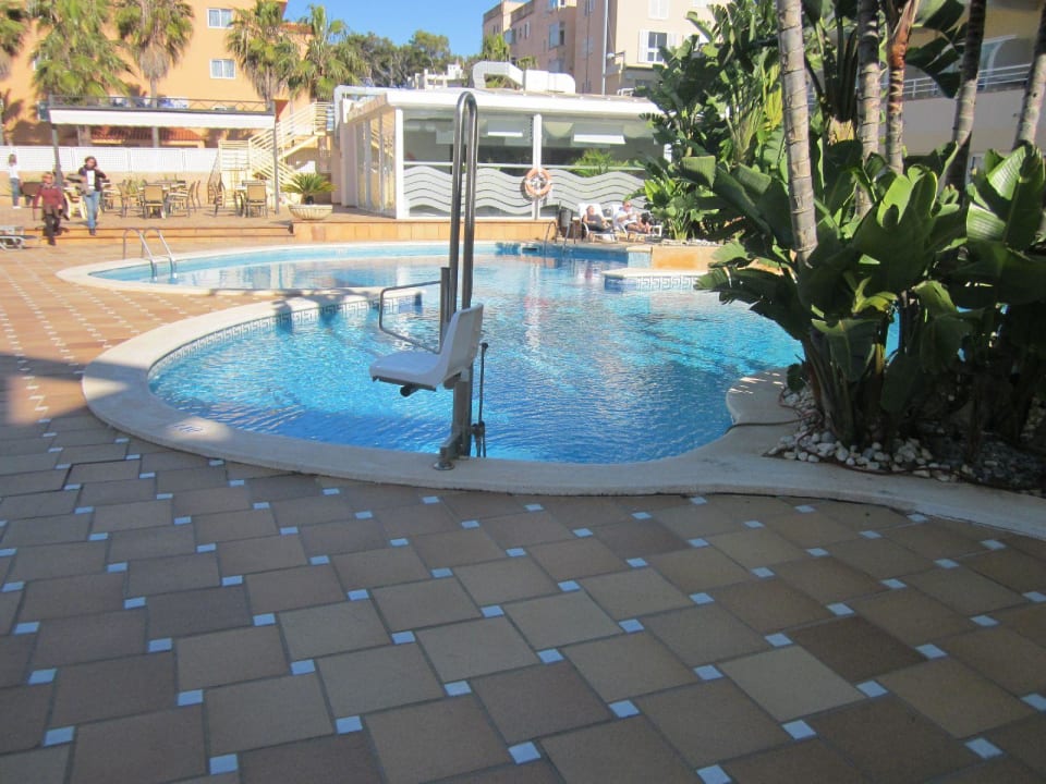 Poolanlage behindertengerecht Grupotel Acapulco Playa - Adults Only