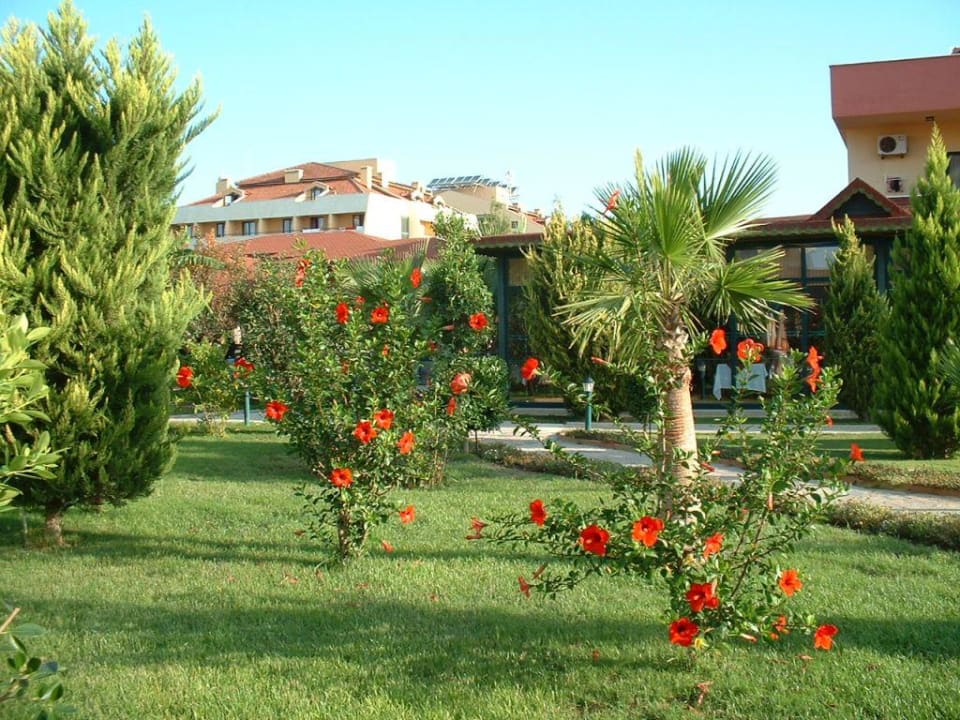 Garten Grand Seker Hotel