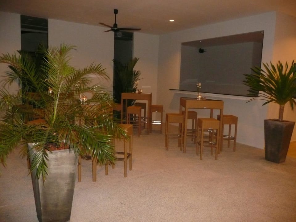 Rezeption mit Bar Austrian Garden Hotel & Restaurant Patong