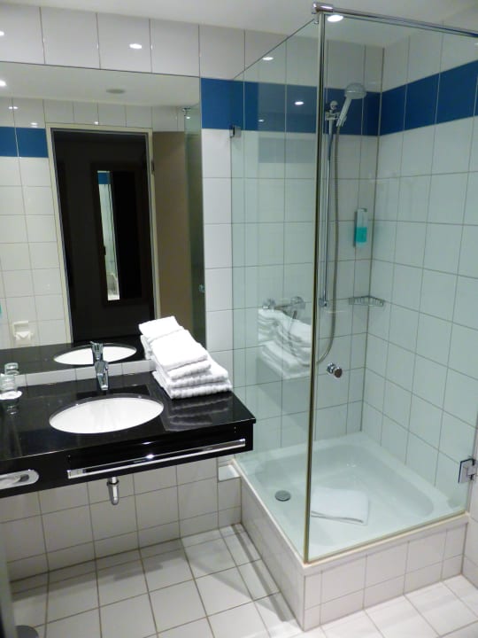 Bad Hotel Tulip Inn Düsseldorf Arena