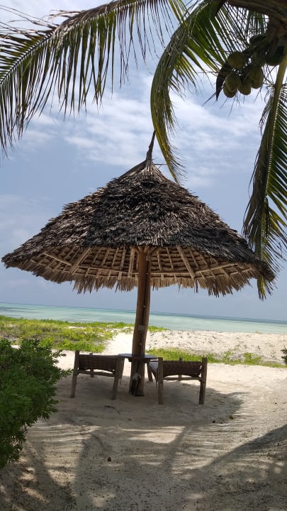 Strand Kisiwa on the Beach