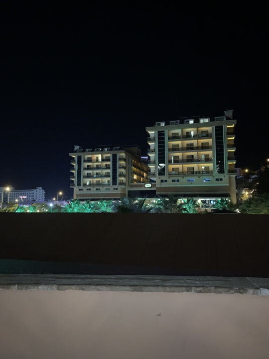 Außenansicht Dizalya Palm Garden