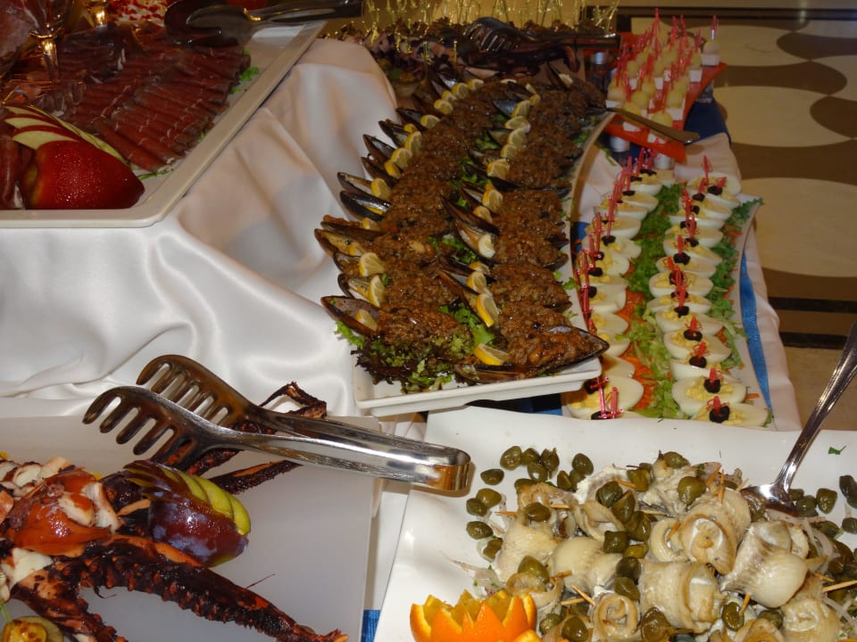 Restaurant & Buffet Seamelia Beach Resort
