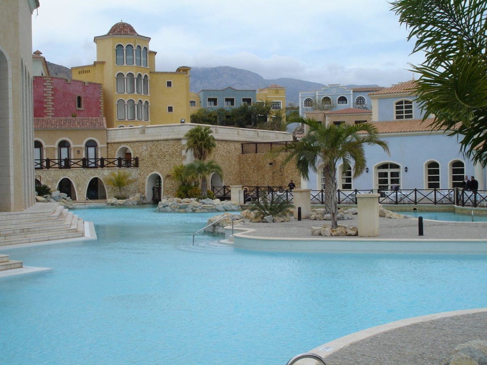 Pool Melia Villaitana