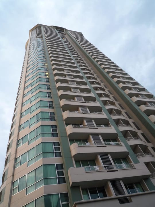 East Tower JC Kevin Sathorn Bangkok Hotel