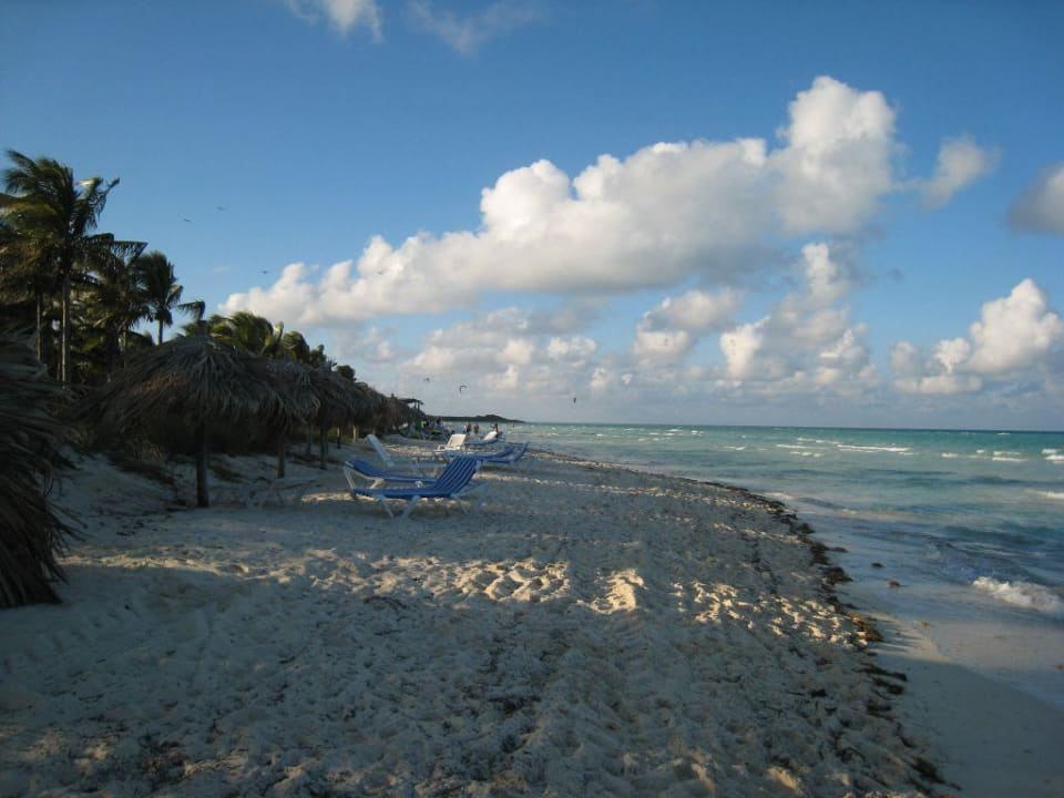 Strand kurz vor der Flut Hotel Vigía Cayo Guillermo