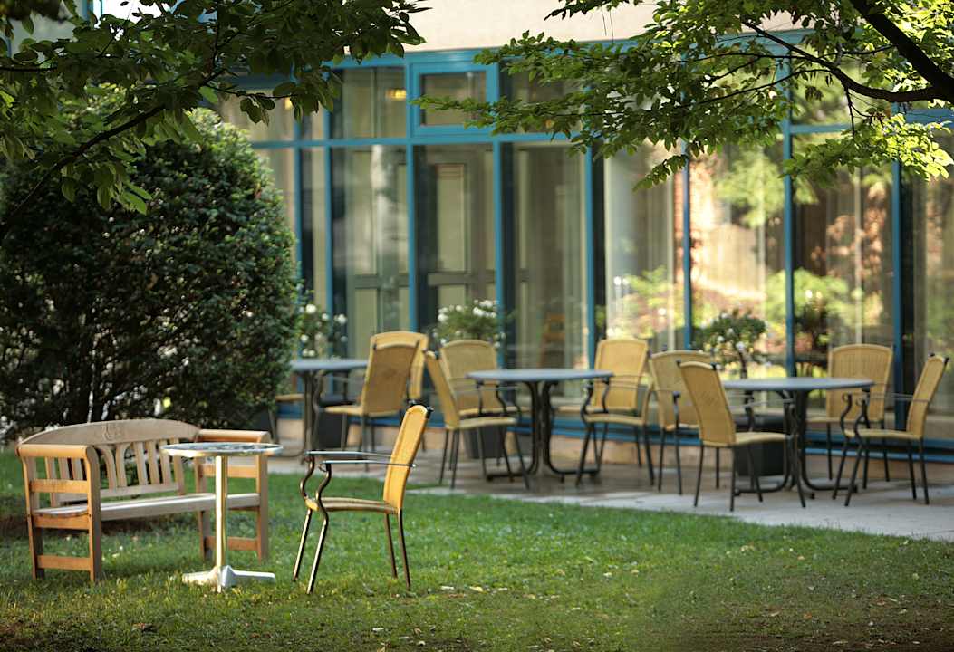 Gartenanlage AllYouNeed Hotel Vienna2