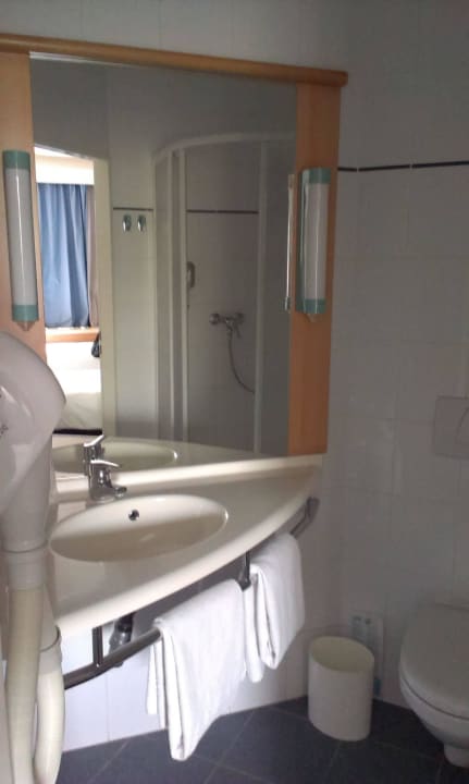 Łazienka ibis Poznań Stare Miasto