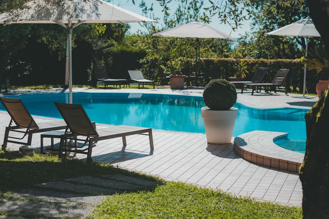 Pool AHG Riva del Sole Moniga