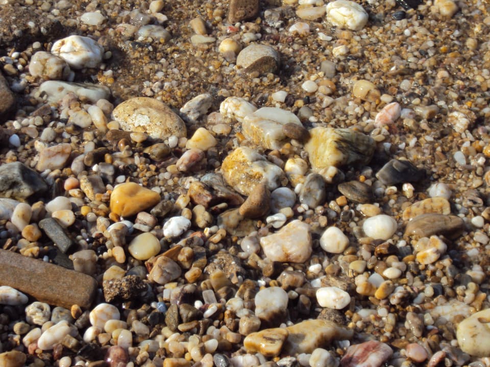 Man beachte die Steine Hotel Grand Efe