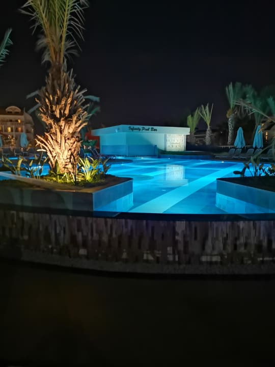 Pool Kirman Belazur Resort & Spa