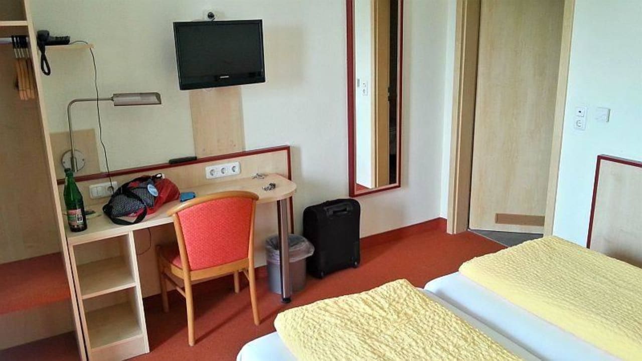 Zimmer 43 Hotel Am Wiesenweg I 24h - check-in