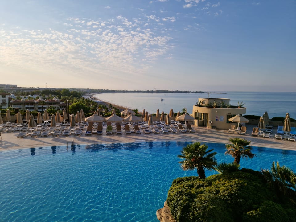 Pool Melas Resort Hotel