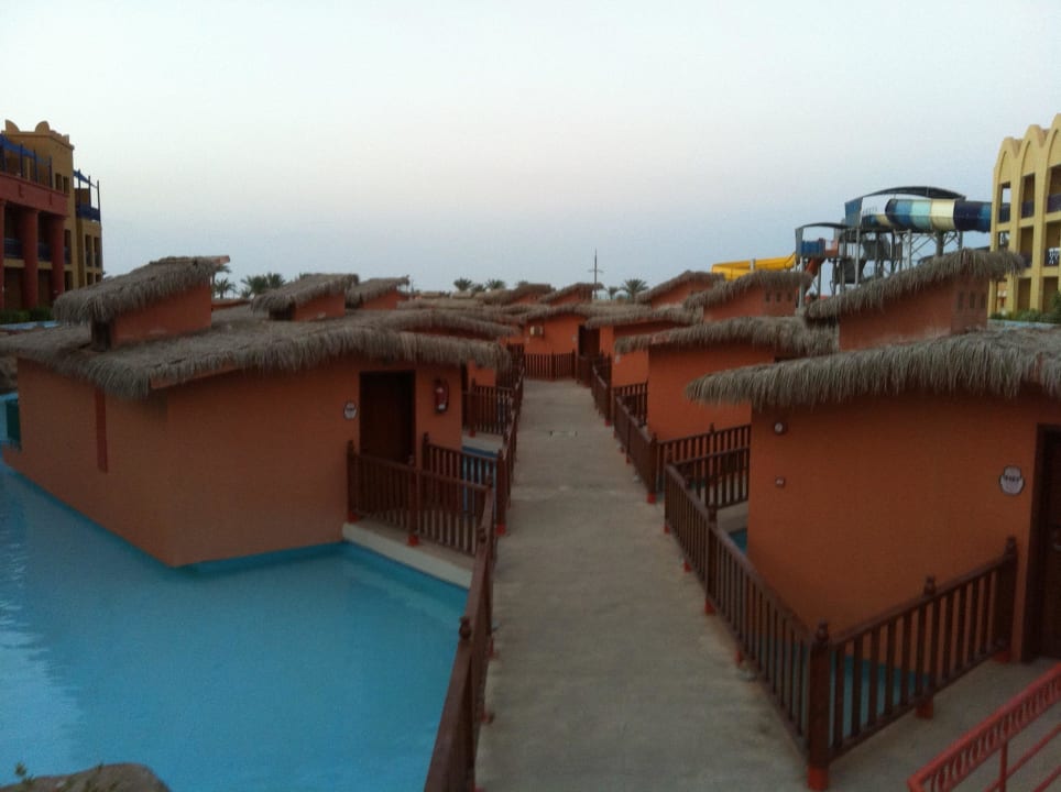 Bungalow-Anlage Hotel Titanic Palace