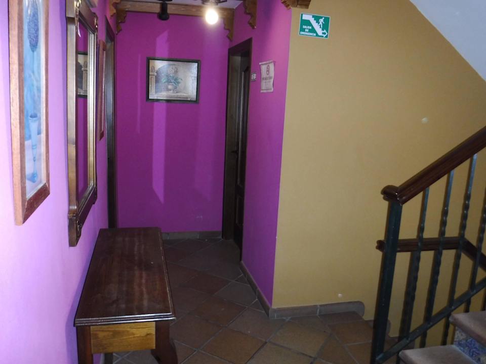 Gang im 2.OG Hostal Lojo