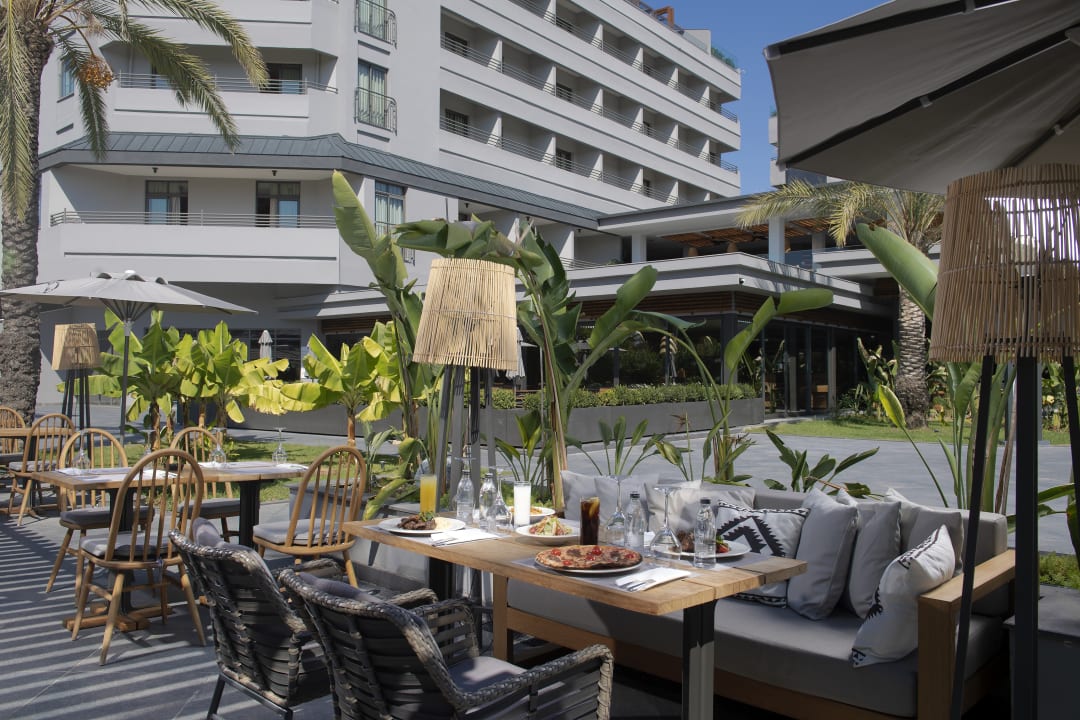Gastro Hotel Miramare Beach