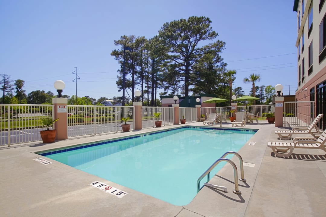 Pool Hotel Wingate by Wyndham - Wilmington