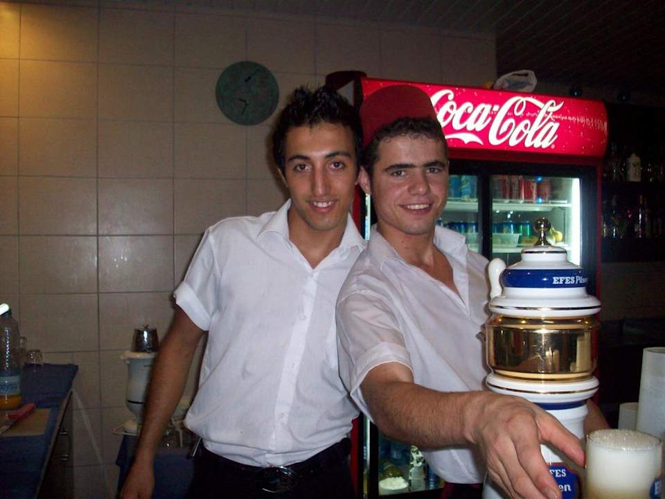 Die 2 von der Bar Hotel Sirma