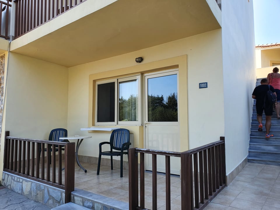 Zimmer Achilleas Beach Adults Only
