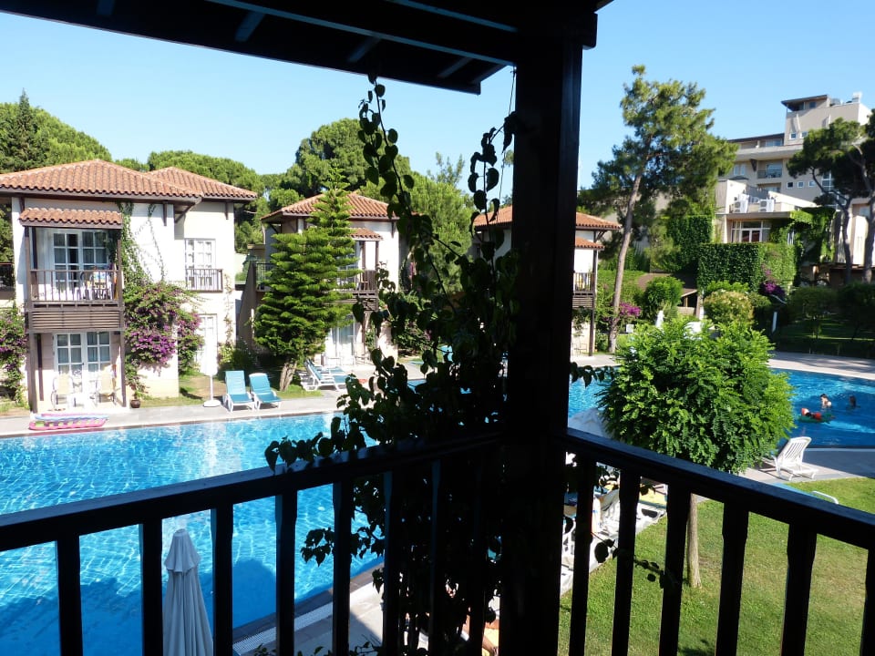 Aussicht vom Balkon der Select Villa Papillon Ayscha
