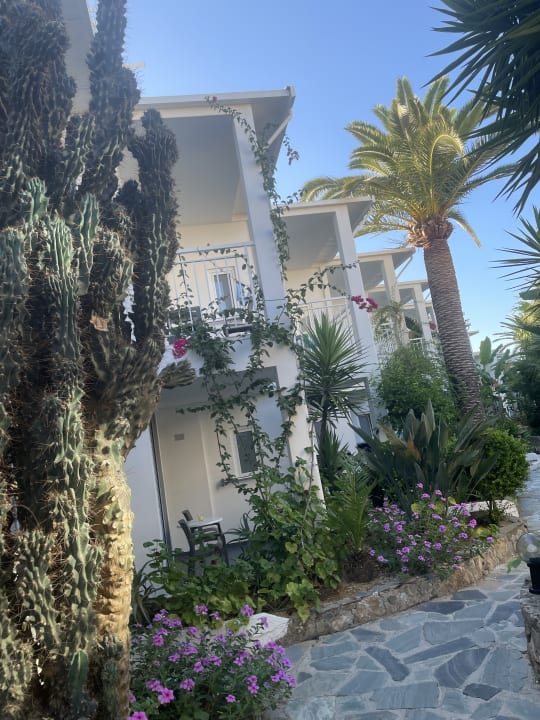 Außenansicht HARPIN Happy Days Beach Hotel