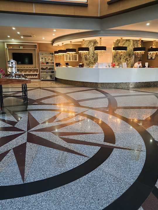 Lobby Hane Family Resort