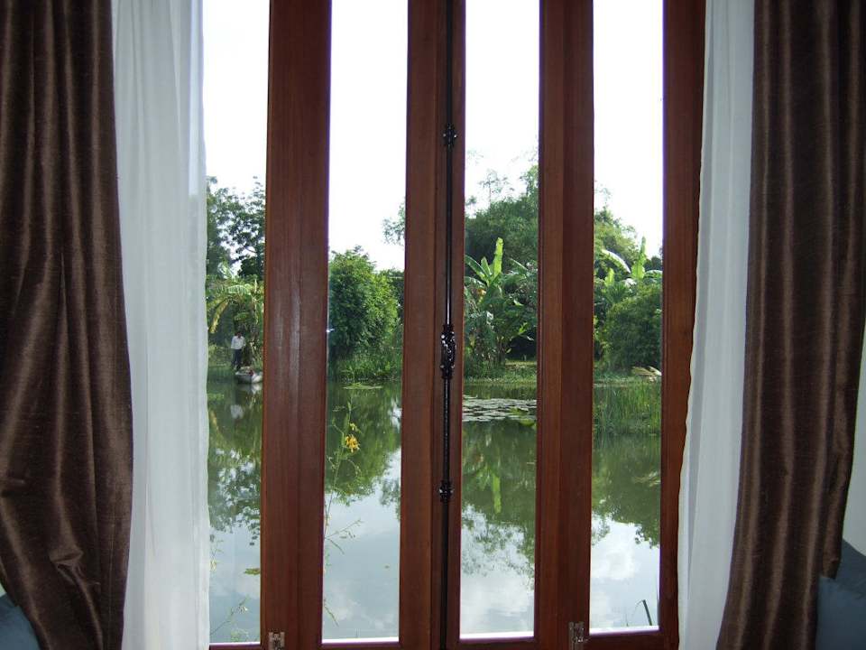 Ausblick durchs Fenster Hotel Battambang Resort