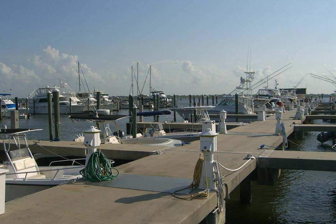 Hafen Hutchinson Island Marriott Beach Resort & Marina