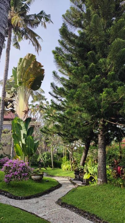 Gartenanlage Puri Dajuma Beach Eco-Resort & Spa