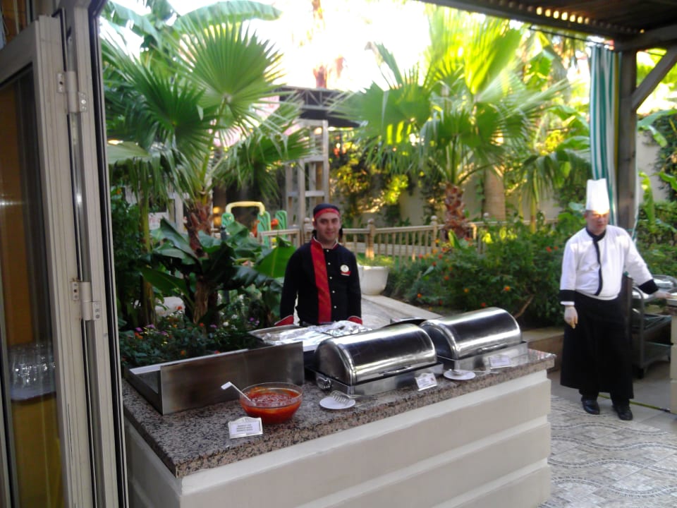 Super Hotel Can Garden Resort